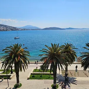 Pini Hotell Sarandë